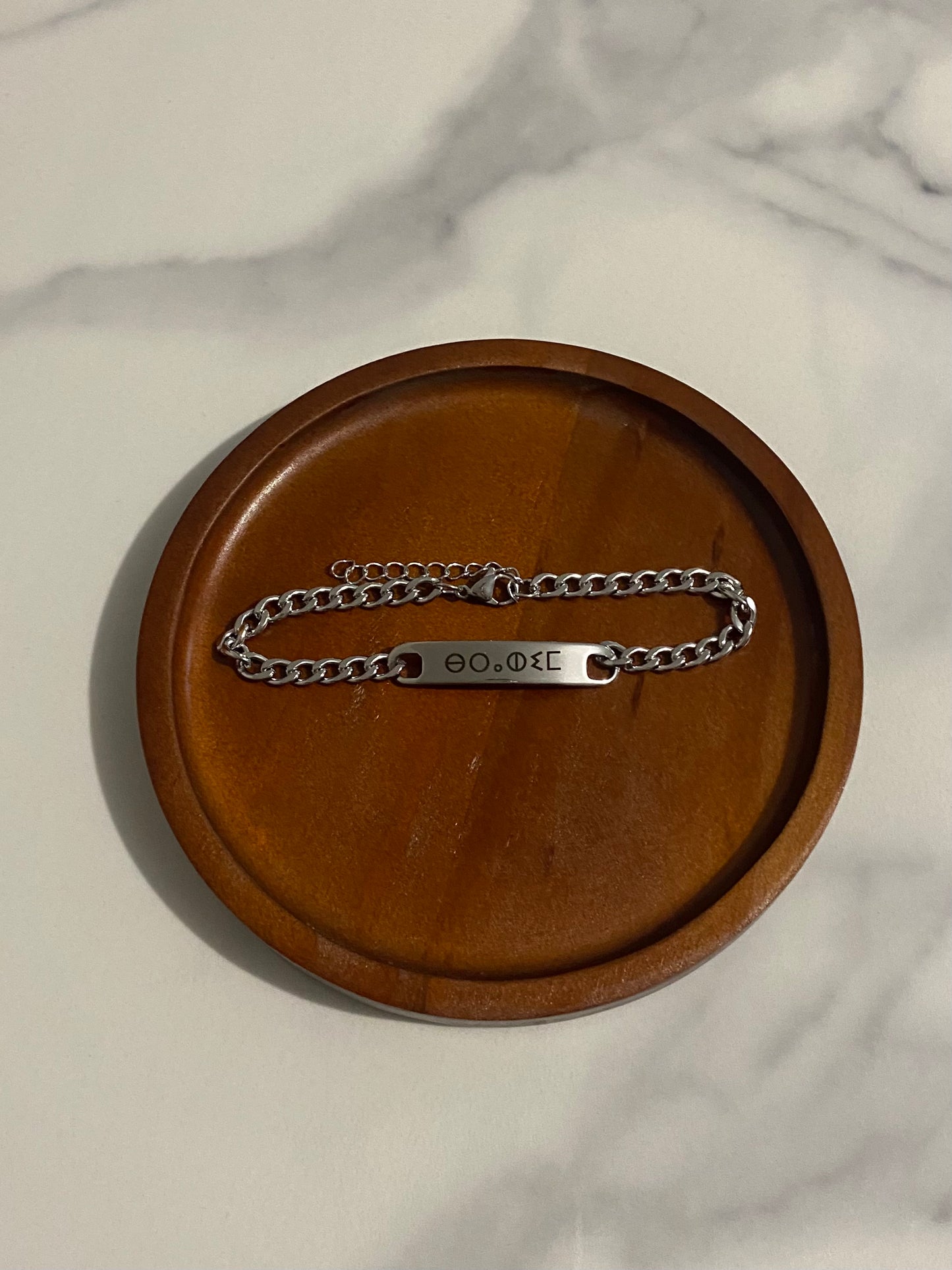 Gourmette gravé en tifinagh