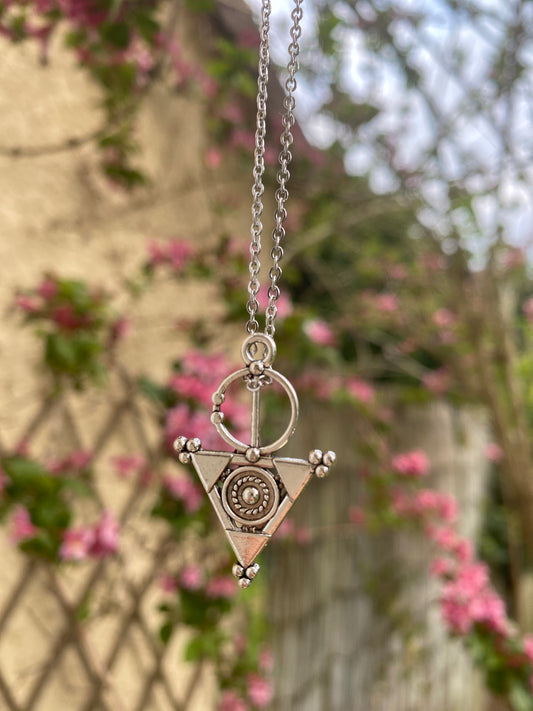 Collier Tiseghnest